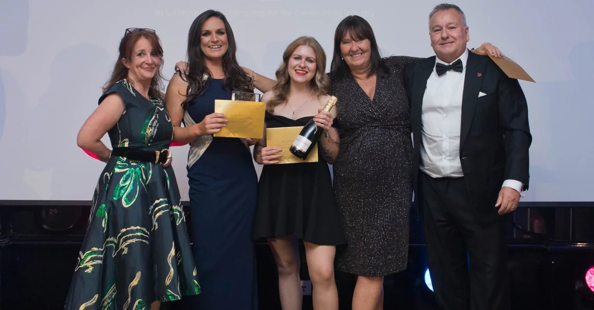Back Office Support (left to right): Lucy Porter (Compère),Vicky Biles (Plymouth), Ola Putzlacher (Reading), Jo Harrington (Guildford), Graham Coker (Presenting Award)
